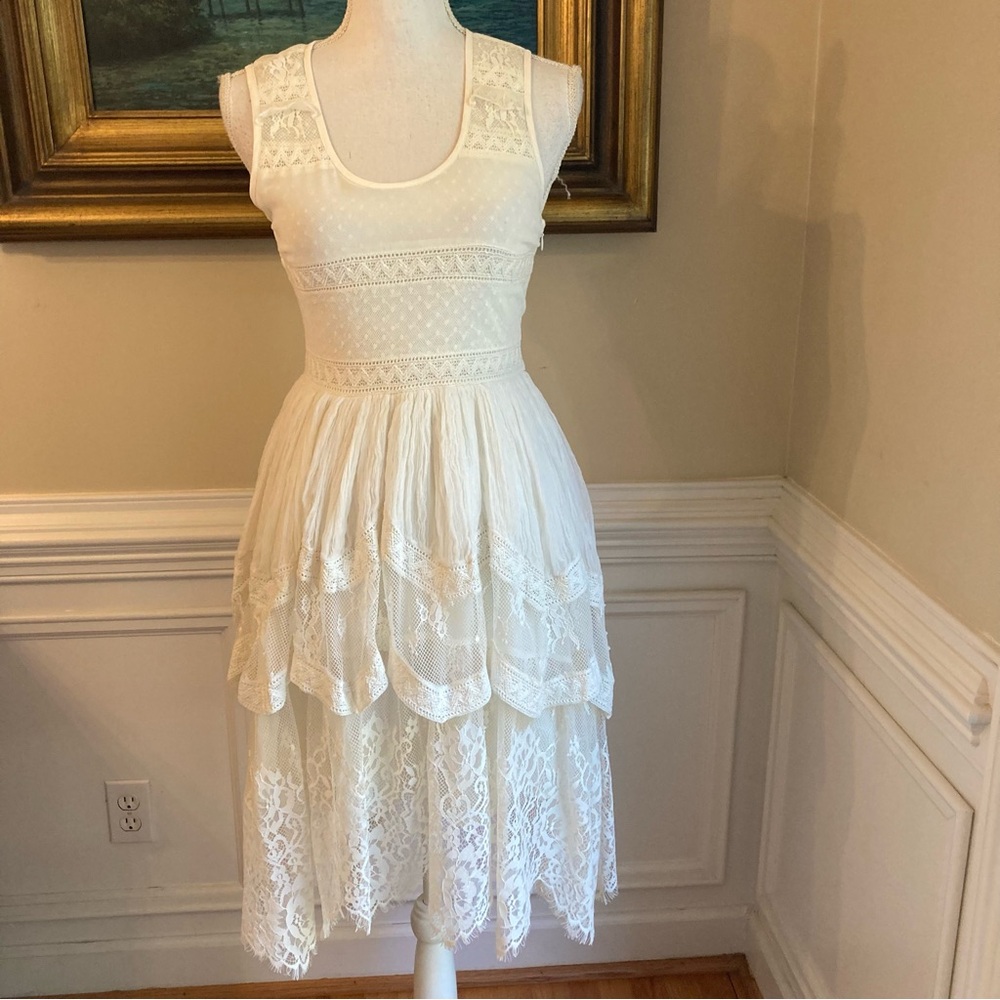 LET ME BE Ivory Gauze Lace Ruffle Tiered Bohemian Dress